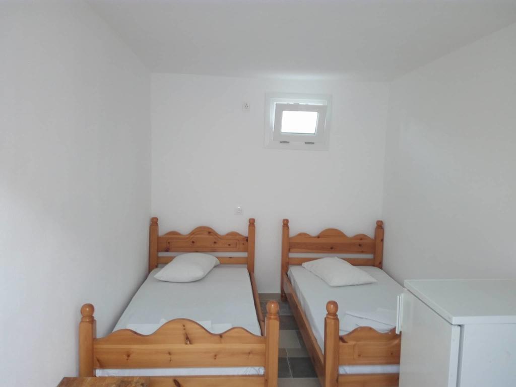 San Efrem Aparthotel Περίσσα Δωμάτιο φωτογραφία